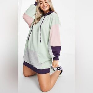 OVERSIZED HOODIE DRESS IN COLORBLOCK